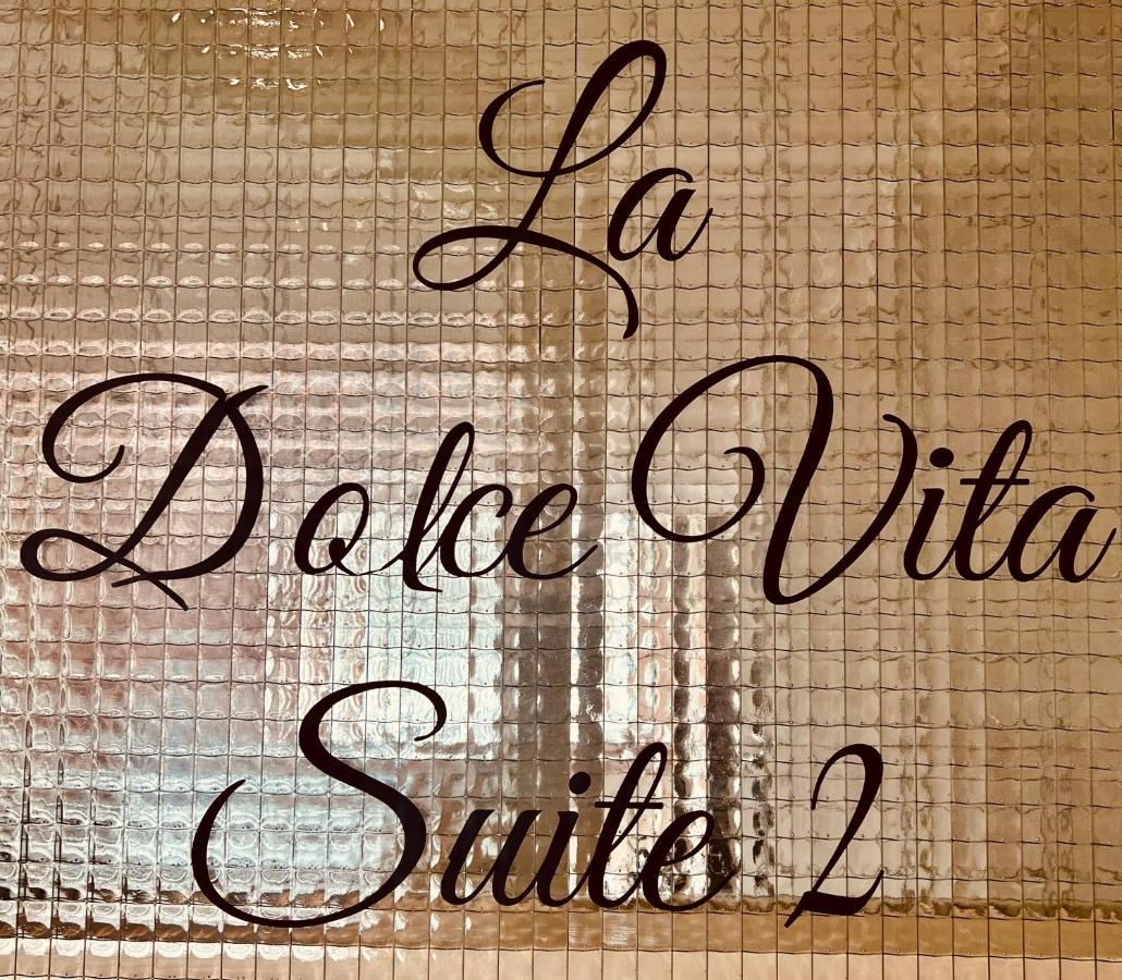 La Dolce Vita Suites Leeuwarden Exteriör bild